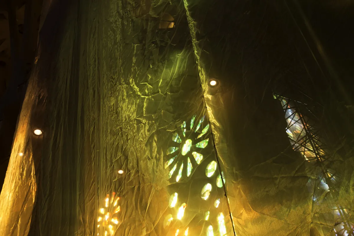 15 Barcelona Travel Hacks: Save Money Like a Local in 2026